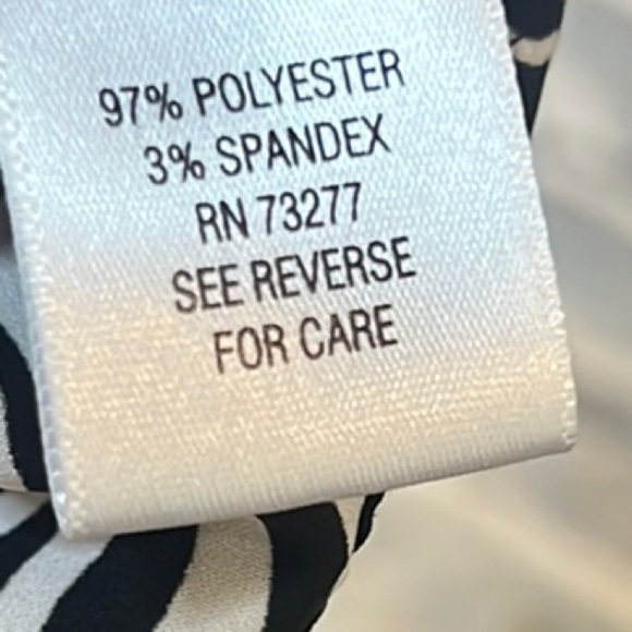 Dana Buchman Dark Navy and White V Neckline Long Sleeve Tunic Blouse size 6 - Picture 9 of 9